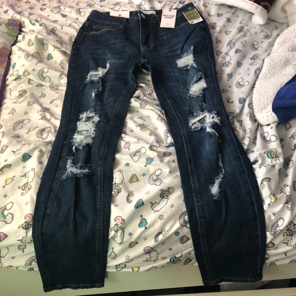 Ripped jeans
